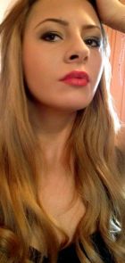 Elvira, 20, Dubai, 