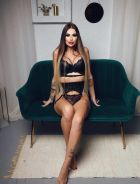 Dubai ebony woman available for a sex date on $site_name for AED 1500 per hour