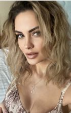 Asian escort in Dubai for classic and oral sex for AED 1800
