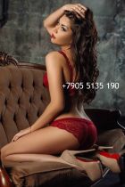 Lots of kissing and cuddling with Dubai asian escort Rebecca