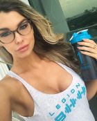 Dubai escort girl Brooklyn will meet a generous man, call +971 64 087 8414