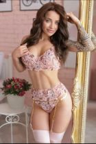 Cute lesbian girl will meet ladies, call +971 55 627 0387