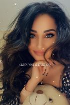 Roxanne on escort service website sexodubai.com