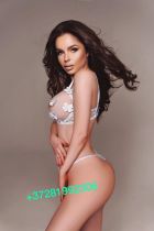 Dubai escort of asian origin Malika, 29 y.o.