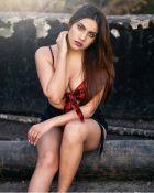 Anal escort : a Dubai girl Hailey for butt sex, price from AED 2500