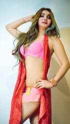 Abby is among the best cheap escorts in UAE. AED 1800 per hour