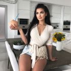 Dubai model escort Varya: photos, reviews, services