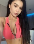 Dubai cheap escort sells her body for AED 2500 per hour