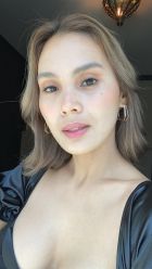 Call a girl Nia to enjoy professional blowjob for AED 2000