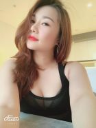 Visit out call girl in Dubai. From AED 1800/hr