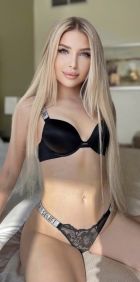 Lesbian female service from Blanche 24 7