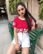 Independent massage escort in UAE: Yulia — professional service from AED 1500