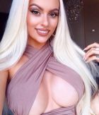 Super busty escort in Dubai: Delia (174 cm, 72 kg)