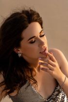 Book your lesbian date, tel. +971 84 888 0694
