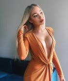 Professional escort from lesbian hooker Elissa