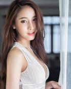 Bernadette, an adult escort, phone number for booking +971 54 844 1298