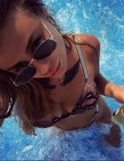 Invite UAE outcall escort Bobbie to your flat or hotel room