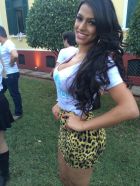 Mature escort of UAE does a BJ for AED 2500