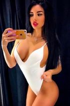 Female escort service from charming Annie in Dubai
