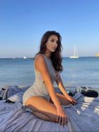 Book Aisha from cheap Dubai escorts agency