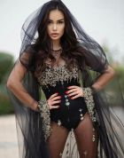See sexy photos of whore Zola on escort listings