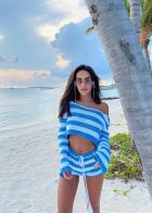 Vip escort in UAE: Zola wants to meet a gentleman