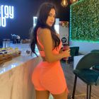 Dubai fetish escort Cherilyn for golden shower, sex with toys
