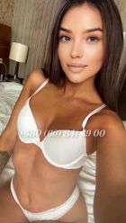 Lesbian hooker Khloe works 24 hours