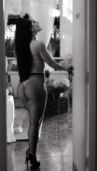 The sexiest among busty Dubai escorts - Yolanda, 29 y.o.