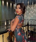 Lots of kissing and cuddling with Dubai asian escort Lillian