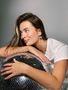 Book hooker Raquel online on escorts directory sexodubai.com