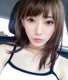 Alexis is ready for dating lesbian ladies 24 7