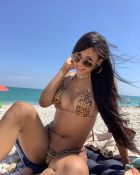 Escort UAE incall service — visit sex queen Brady