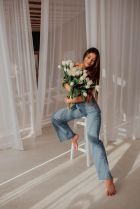 Cheap escort girl Megan sees her clients in Dubai