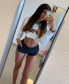 Billie is one of the cheap call girls in UAE. Sex from AED 1800 