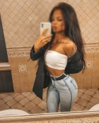 Sex with mature independent escort in UAE for AED 1800