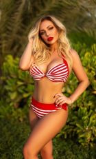 Fetish escort in Dubai meets her clients 24 7