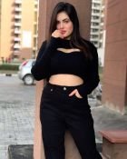 Elite escort in Dubai: Naina Indian Model for VIP service