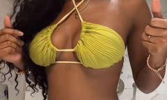 Call girl Luna Phone: +971 58 572 6471