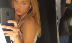 Call girl Ameli Phone: +971 52 234 5001