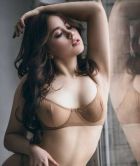Julia, +971 54 567 08 46