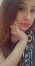 One of the sexiest babes of Dubai - Noor will be yours for AED 500