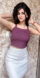 One of the sexiest babes of Dubai - Indian model Saba will be yours for AED 1000